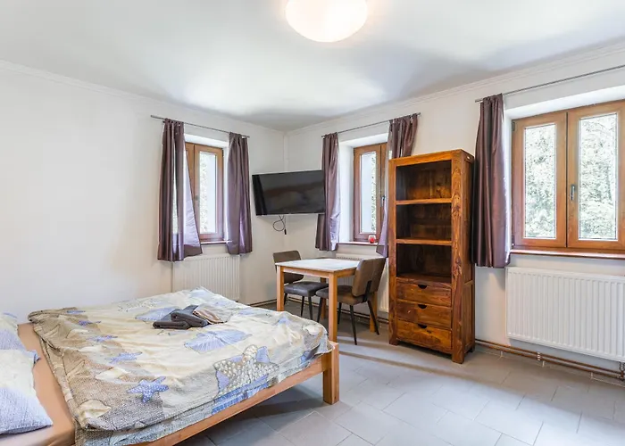 Klinovec 129 Апартаменты Лоучна-под-Клиновцем